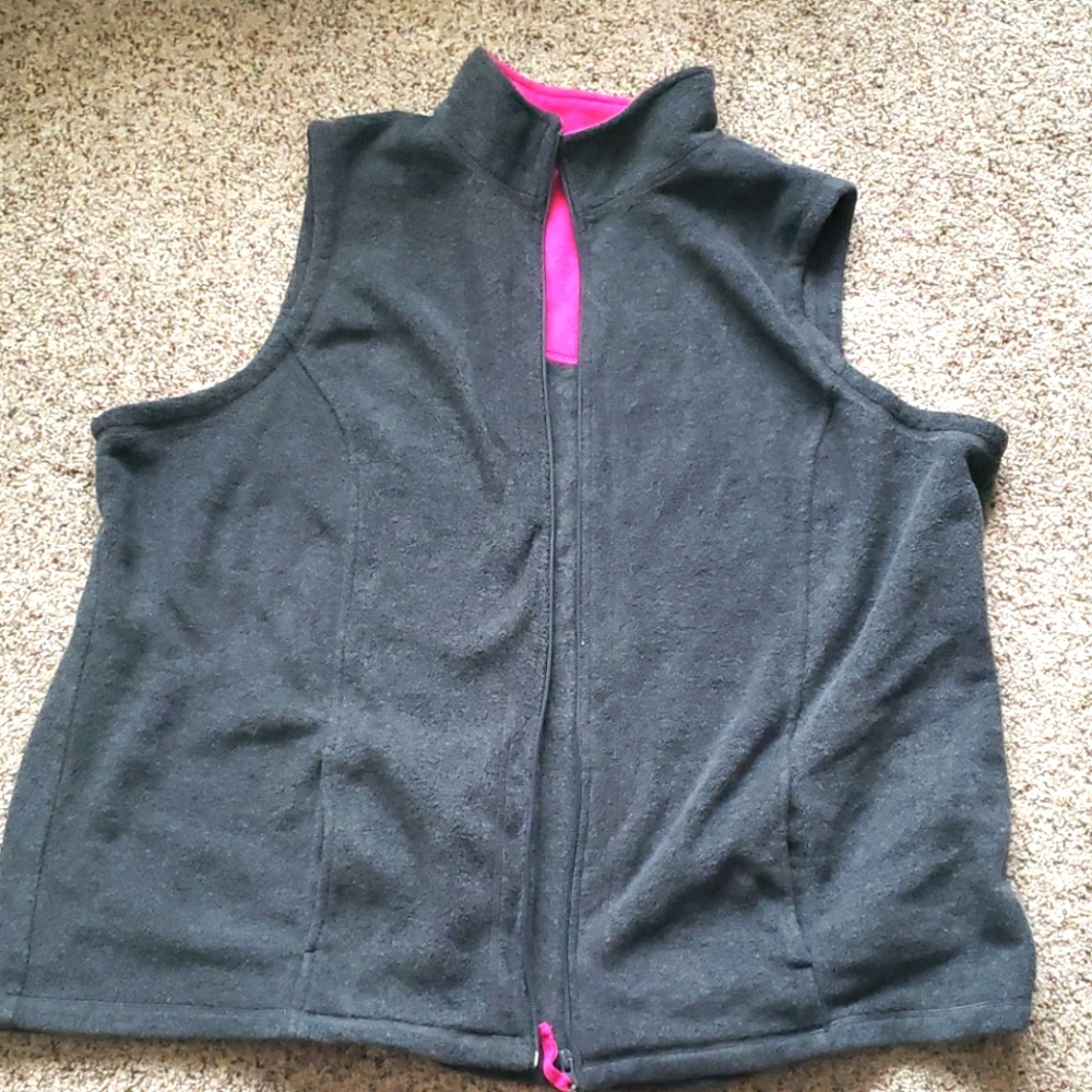 Fleece Vest Front Zip Up w/ pockets